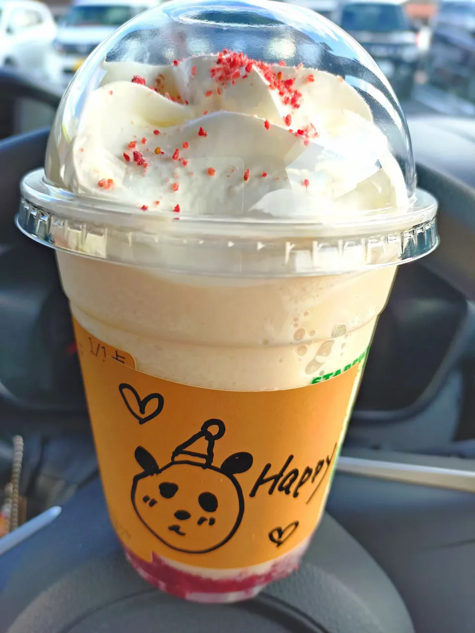 スタバ　ストロベリー＆ジョイフルメドレーティーフラペチーノ|はるみさん