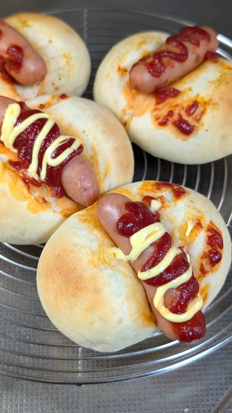 昨日焼いた30分でできるウィナーパン|f.1125beさん