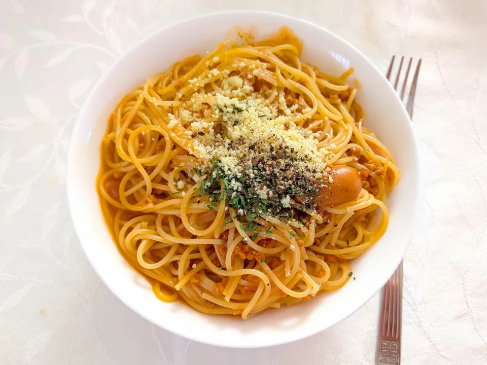 11/1のお昼ごはん　大豆ミートのボロネーゼソースパスタ🍝|卯月さん