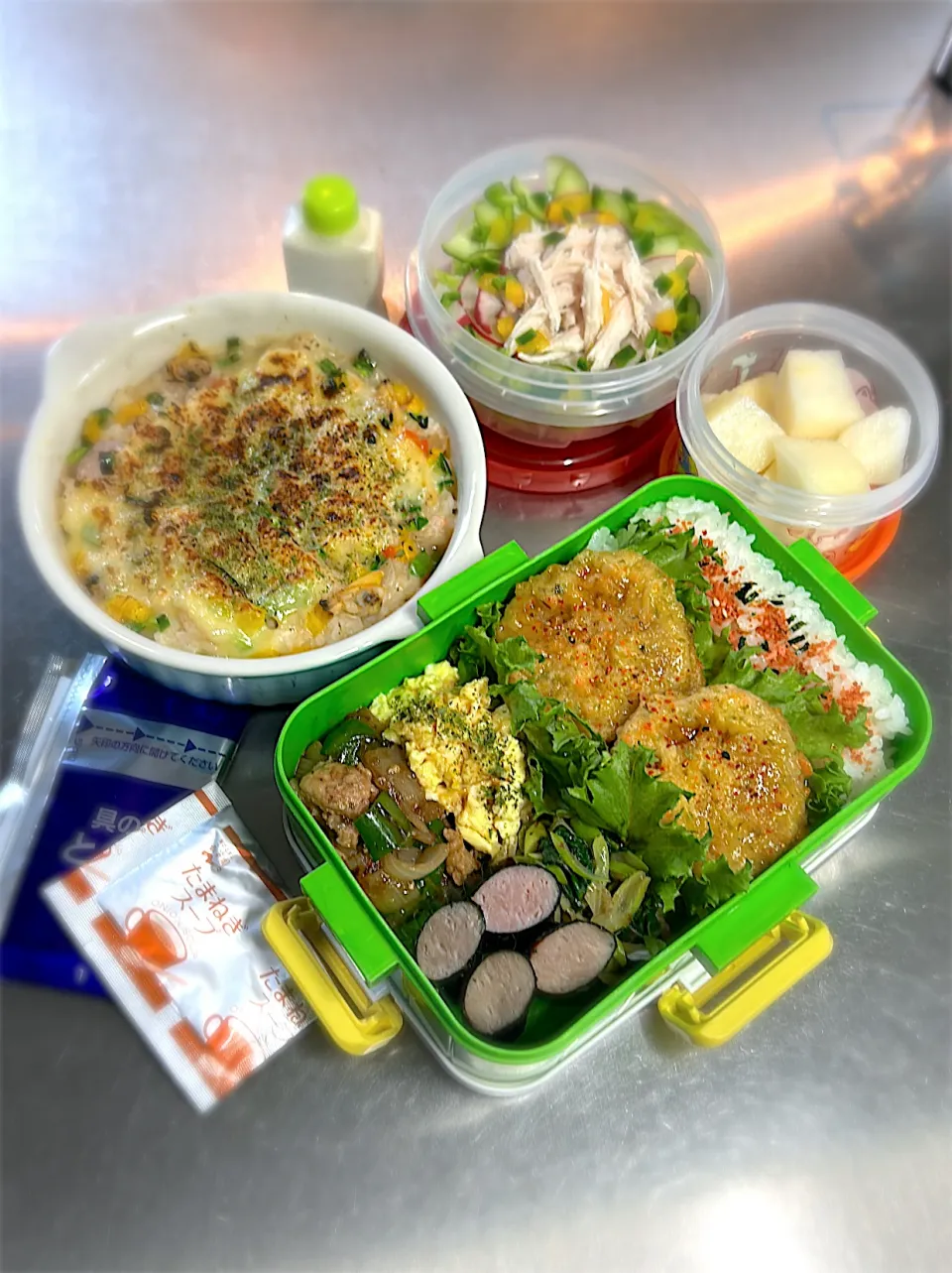 R7.11/2 ㈰ ·͜·♡ 今日のお弁当 👨🏻‍🍳|hamakoさん