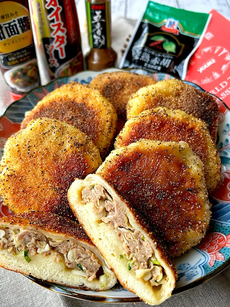 【ユウキ世界の食卓探検隊】水煎包(シェン チェン パオ)～台湾の焼き肉まん～|まなまな♡さん