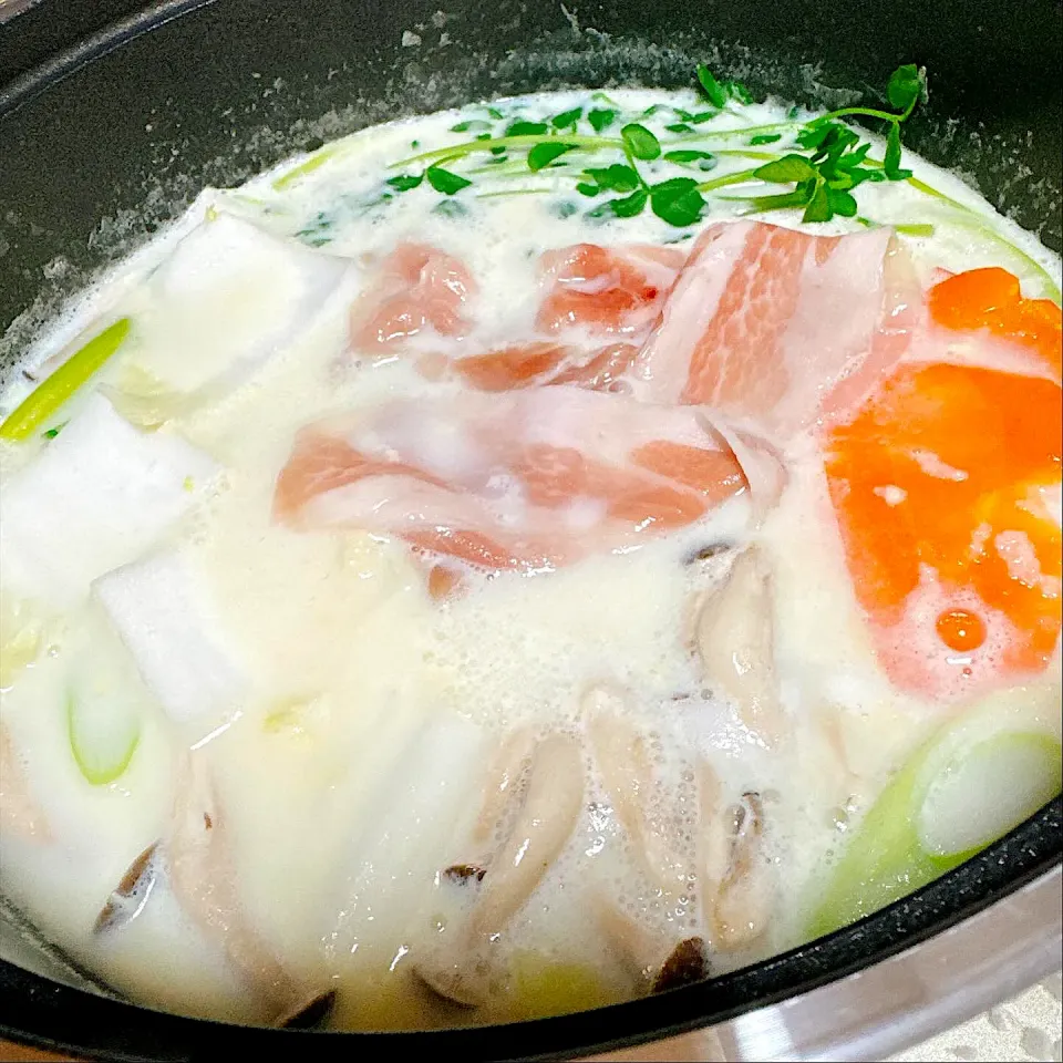 だし豆乳スープしゃぶしゃぶ|naoさん