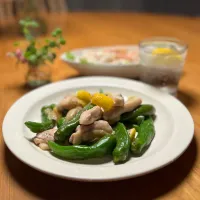 11/2の夕食　鶏と万願寺とうがらしのレモン塩炒め|yoneさん