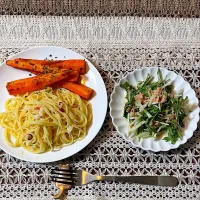 ペペロンチーノ　水菜のサラダ　人参の無水ベイク|かりさん