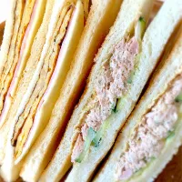 ツナサンドとハムたまごサンド