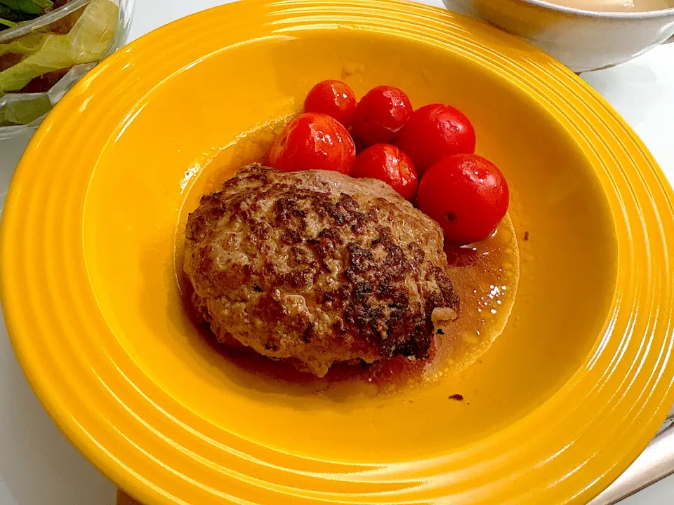 バター酒蒸しハンバーグ|takkoさん