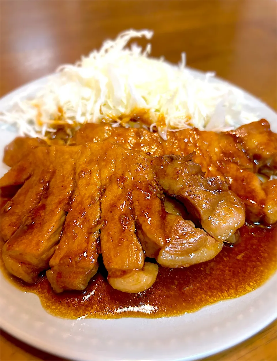 トンテキ|ｙａｋｋｏさん