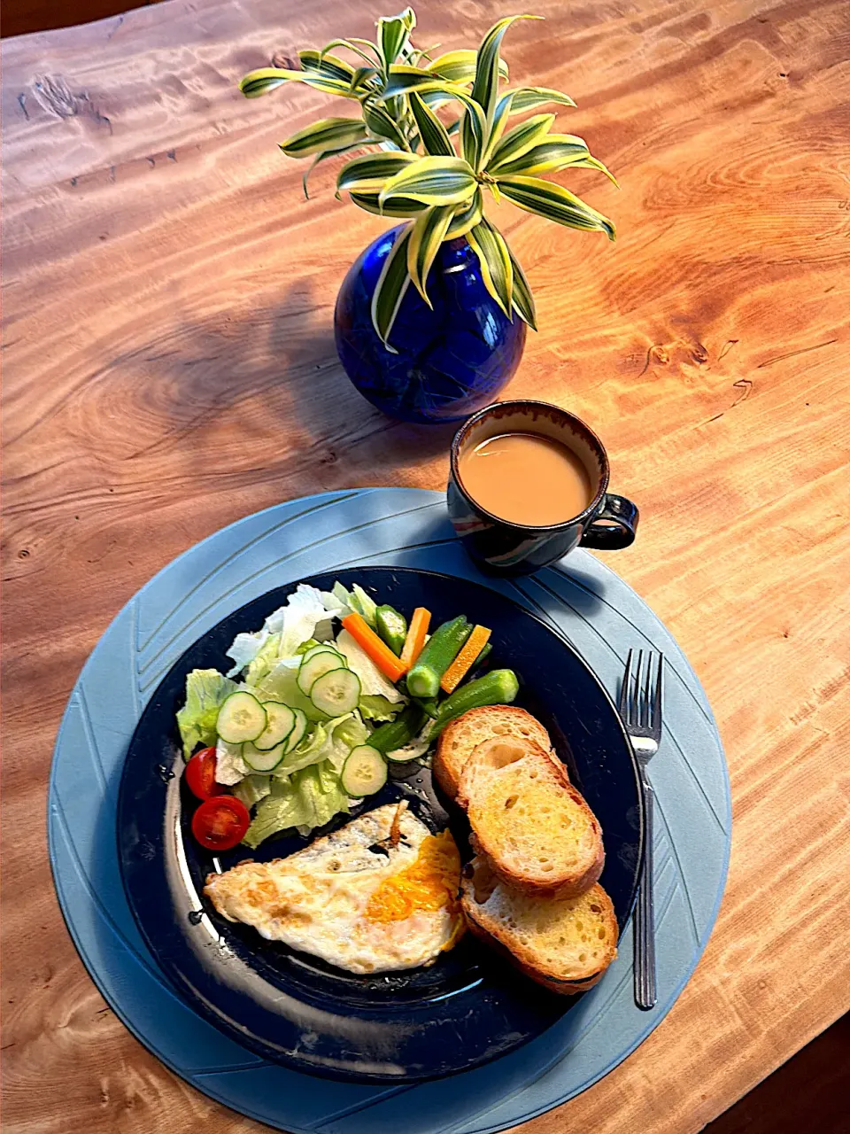 ローゼルさんちの朝ごはん　2025・11・3|ローゼルさん