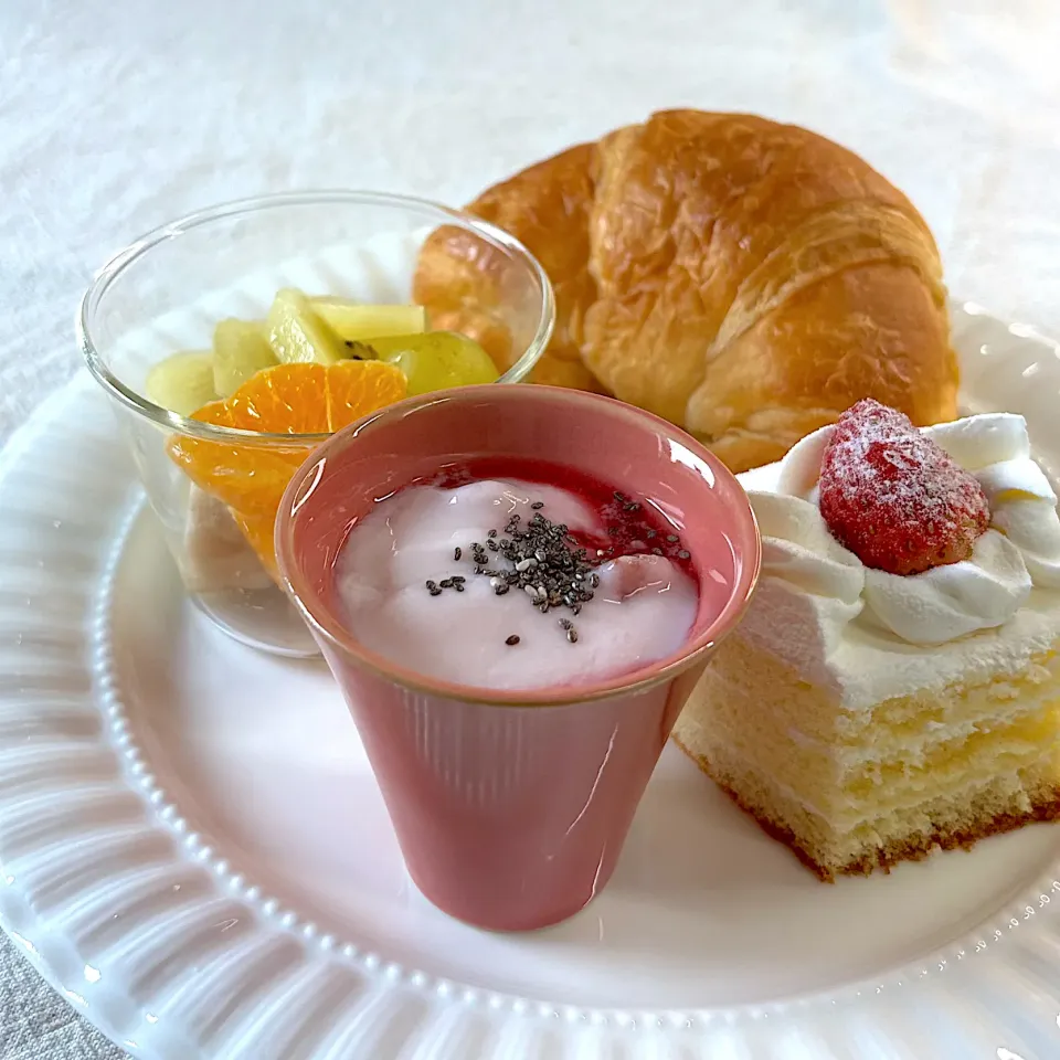 朝ごはんヨーグルト|かっちゃん杉さん