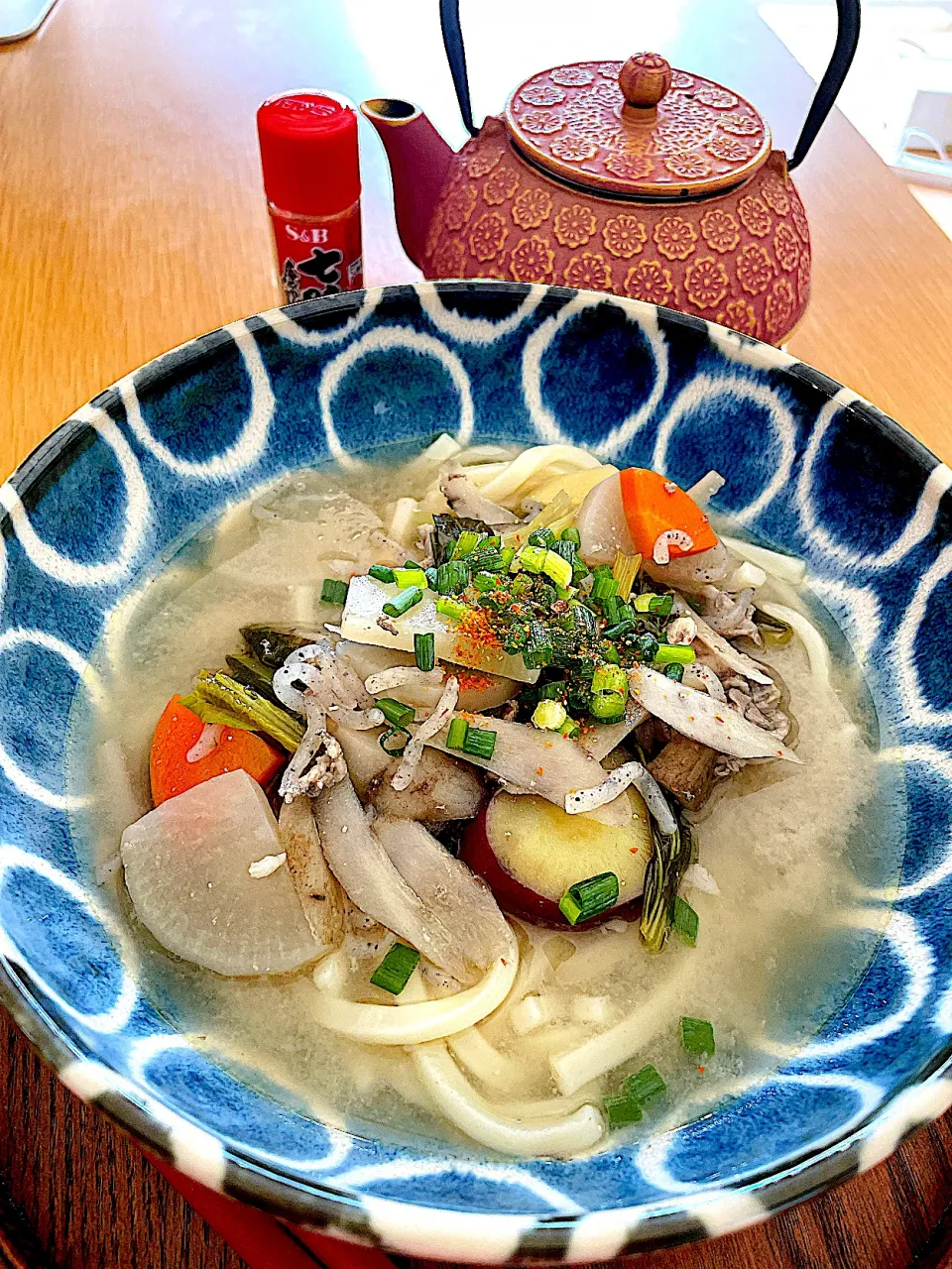 豚汁の残りでけんちんうどん風|Mikaさん