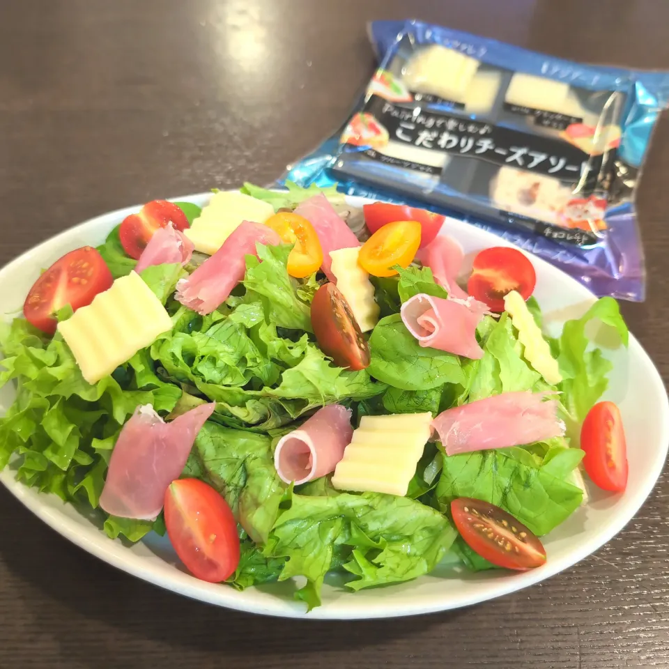 モッツァレラチーズのせサラダ|Rieさん