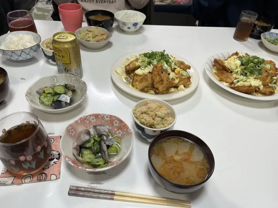 晩御飯☆鶏むねチキン南蛮☆しめ鯖と胡瓜の酢の物☆おから炒り煮☆みそ汁（大根・人参・玉葱）|Saharaさん
