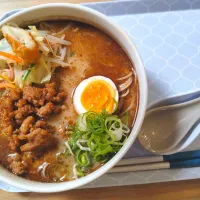 期限切れちくわと残り野菜でラーメン|さゆさん