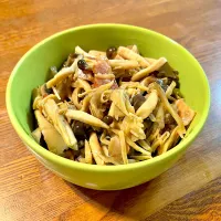 きのことベーコンのお醤油マリネ|ちろるろさん