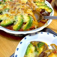 ナスとアボカド、キノコのブラウンクリームグラタン🍆🥑 😋✨|てるみさん