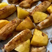 チキンとポテトのオーブン焼き台湾風🇹🇼|ジュンコ バイヤーさん