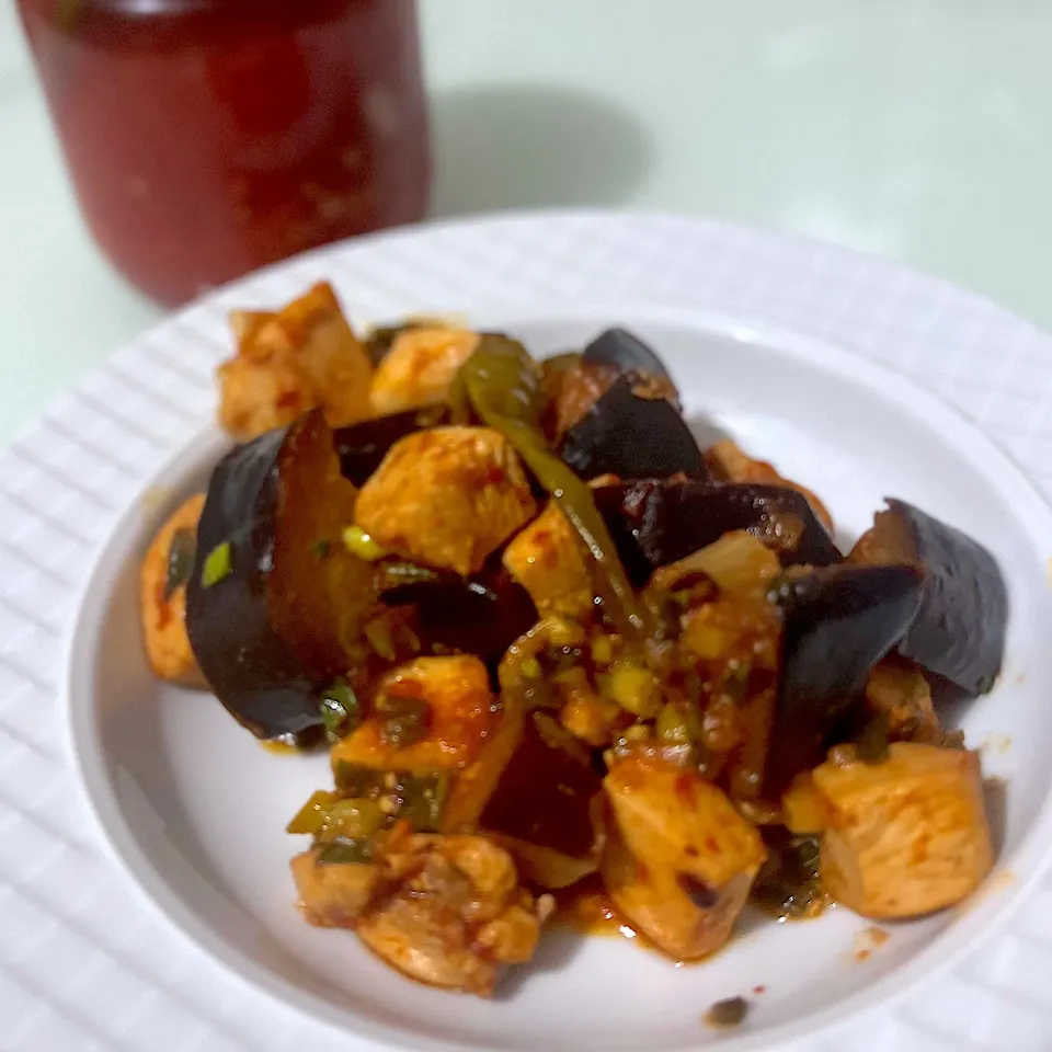 鶏胸肉と茄子のキムチ風炒め|きなこもちさん