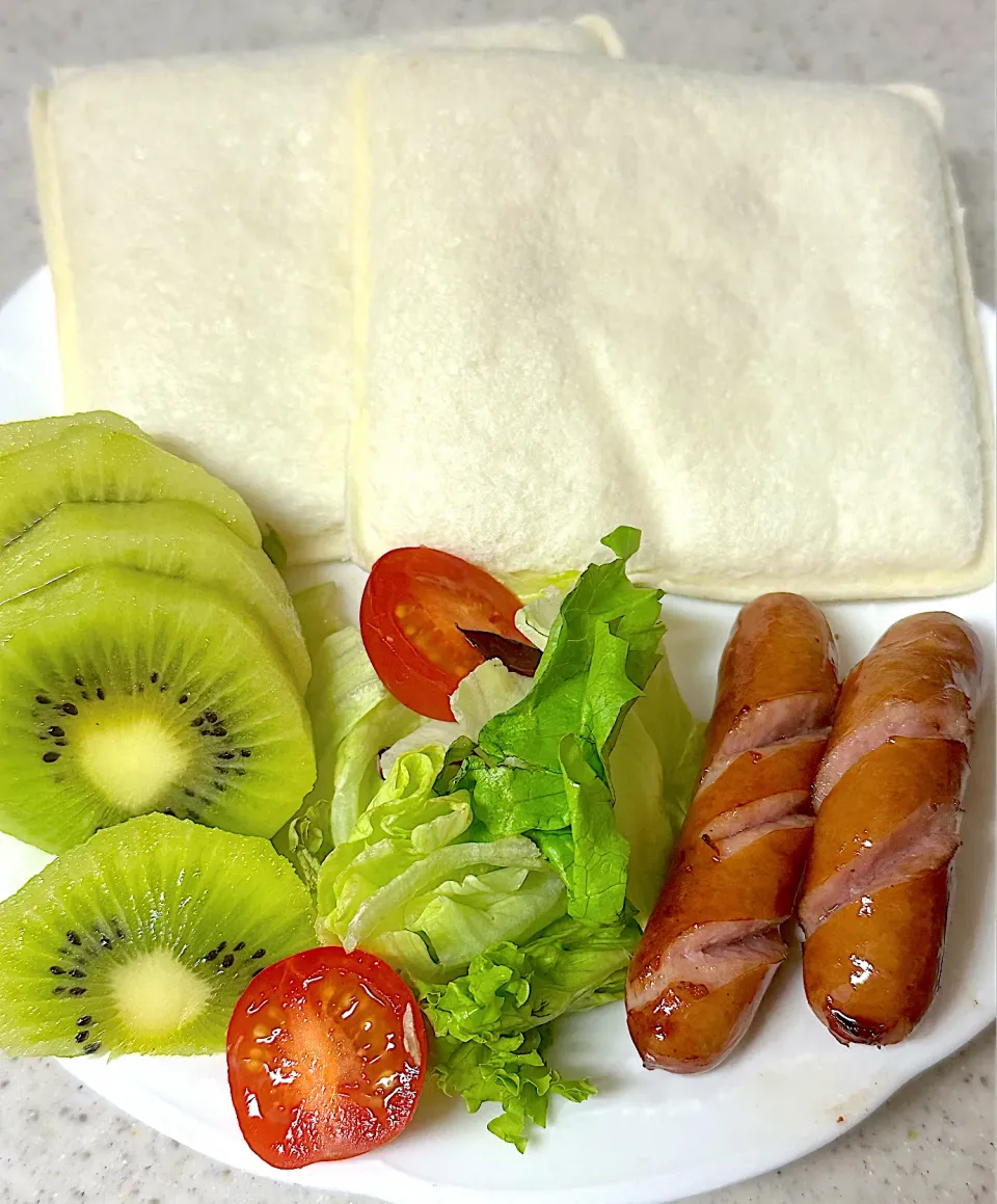 ツナマヨランチパックモーニング|besさん