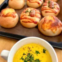 今日の手作りパンとパンプキンスープ🎃|R-Kさん