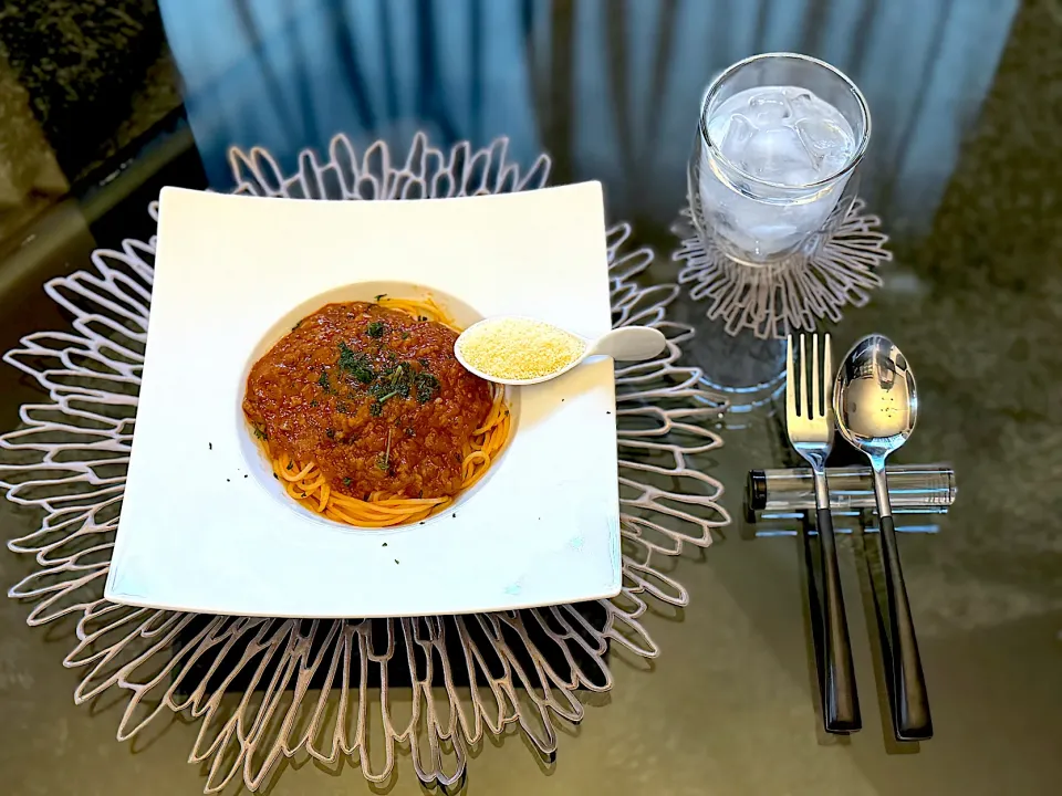休日のお昼はミートソース🍝|yokoさん