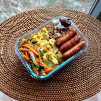 鶏そぼろ弁当✴︎|あやみんさん