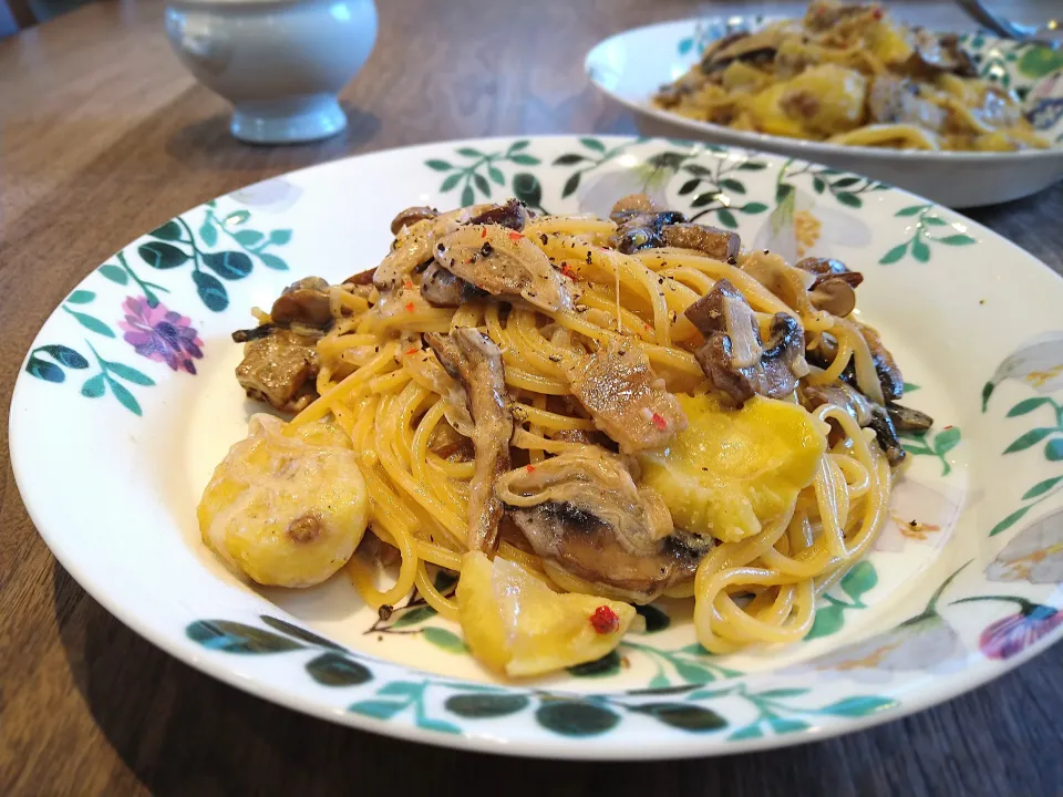 ポルチーニと栗のパスタ|古尾谷りかこさん