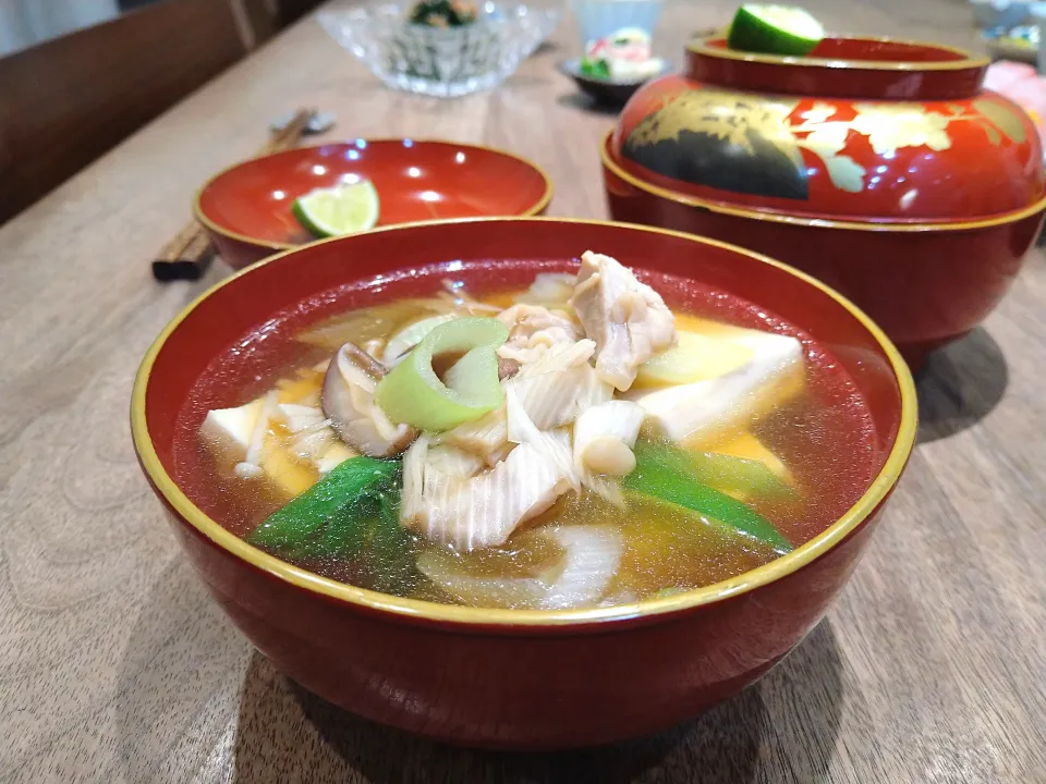 きのこと豆腐の汁物|古尾谷りかこさん