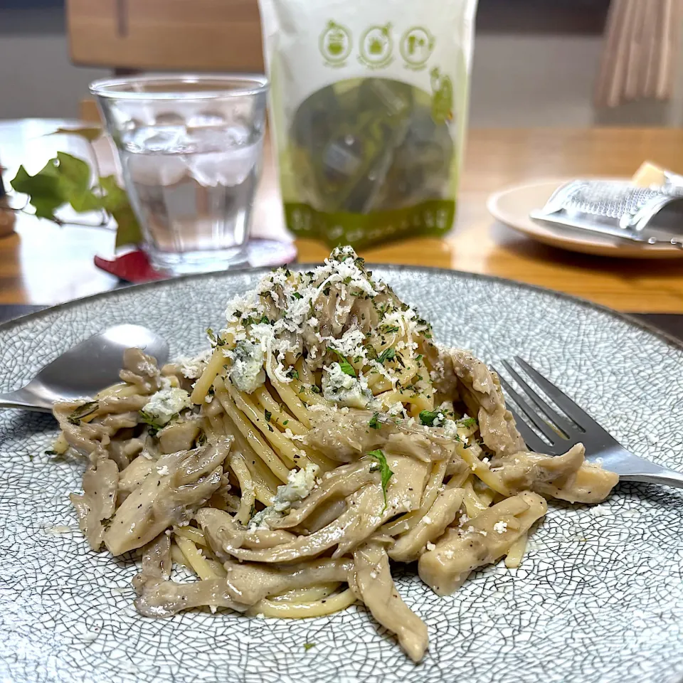 舞茸とエリンギのゴルゴンゾーラパスタ|sakurakoさん
