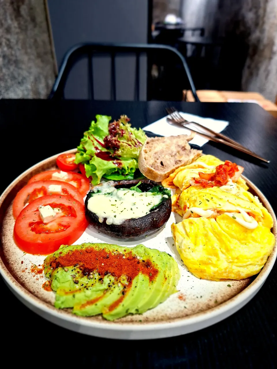 green all day and egg roll 🥰😽|Fan Fannyさん