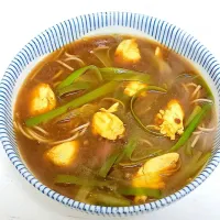 【神田まつや再現の味！出汁と香りが効いてる🎯】お蕎麦屋さんのカレーそば🤤|Falco*さん