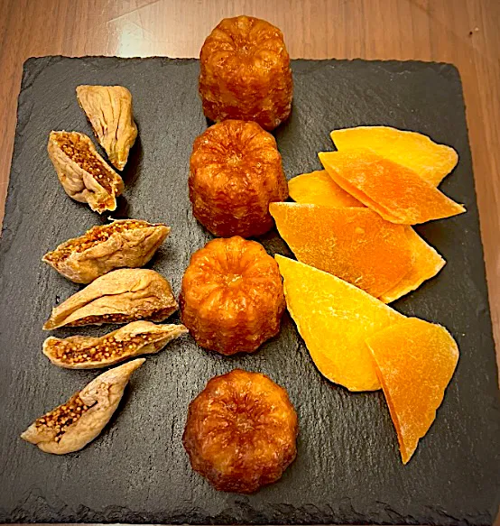 ドライフルーツ＆カヌレ|meixuziさん