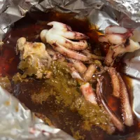 イカゲソとワタのホイル焼き|さんだーさん