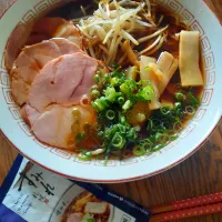 札幌ラーメン「すみれ」を自宅で楽しみました🎶|fumfumさん