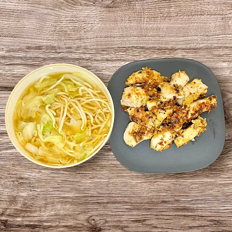 鶏肉のパン粉焼きと醤油ちゃんこ風野菜スープ|瀬名さん