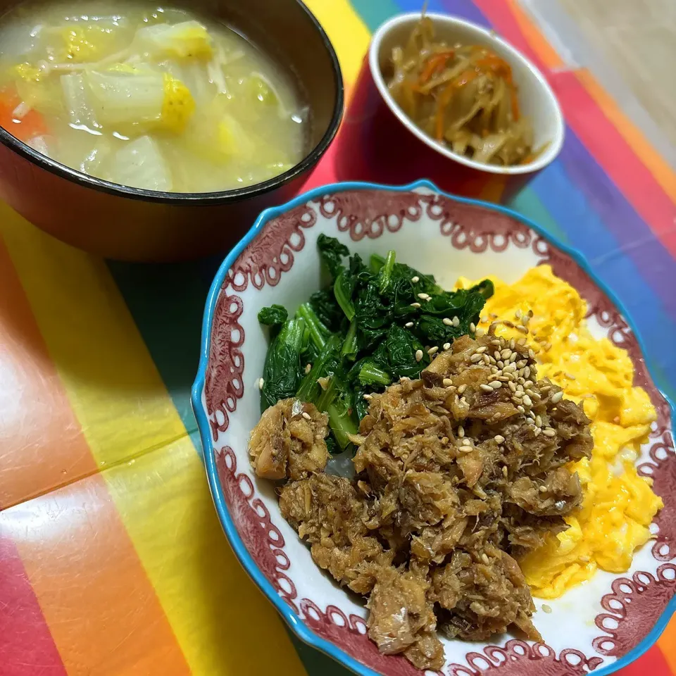 サバ缶で三色丼♬|panchiさん