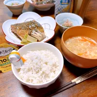 ひゃくまん穀🌾と鯖の味噌煮🐟|sachieさん