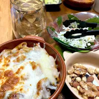 ビーフシチュールーで作ったペンネとろけるチーズがけ|cerezoさん