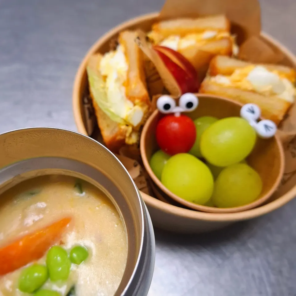 シチュー＆たまごサンド弁当🥚|ゆきさんさん
