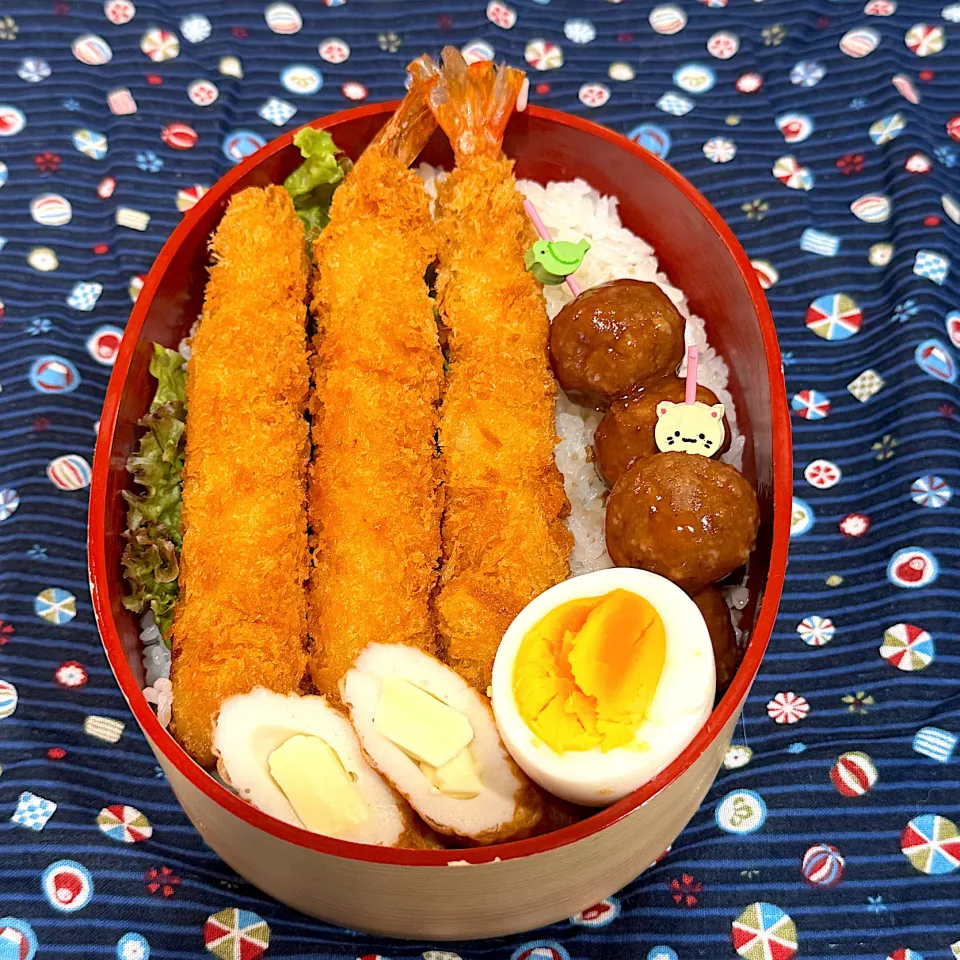 2025.11.5⚾️エビフライ弁当|ぽんちゃんさん