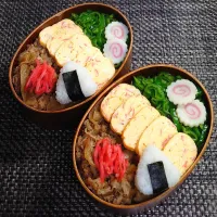 母とムスコのラブラブおソロ♪モリモリ！三色牛どーん弁当|からあげビールさん