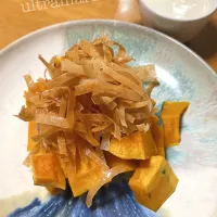 ＊春巻きの皮トッピング、かぼちゃサラダ🎃＊|ultramarineさん