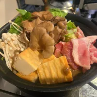 寒いので鍋🍲|しあるさん