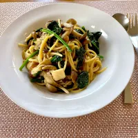 11/5のお昼ごはん~3種のきのことほうれん草のパスタ~|ゆかｕさん