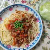 完熟生トマト入りミートソースパスタ|はやとさん