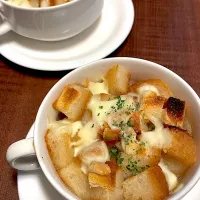 オニオンスープグラタン|ふくみみさん