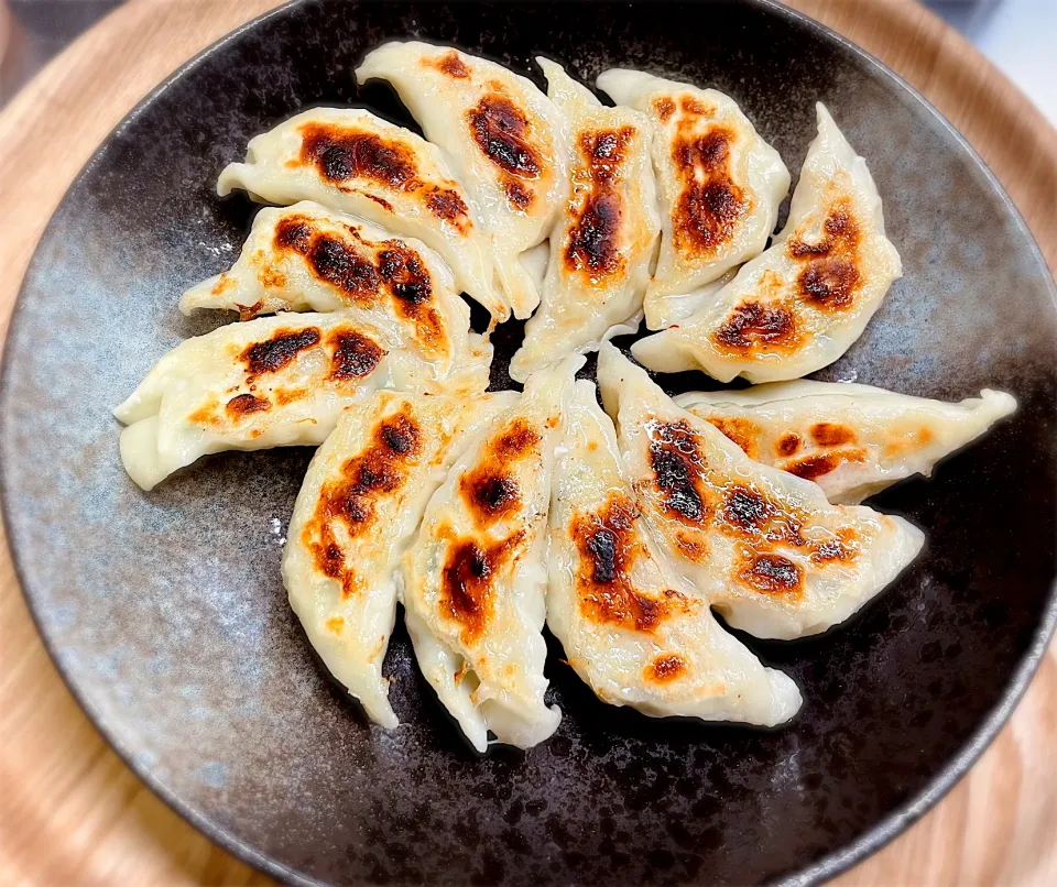 鶏むね肉の焼き餃子|ゆきっちん(・8・)さん