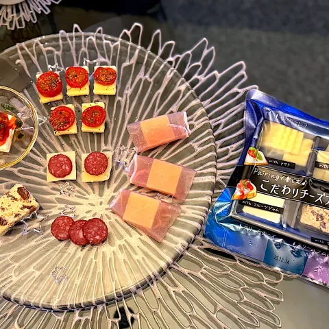 「Pairingで楽しむ♪こだわりチーズアソート」を使ってみたSnapdishの料理・レシピ写真:今夜はモニターでいただいた
【Pairingで楽しむ♪こだわりチーズアソート】で
娘と晩酌🍻