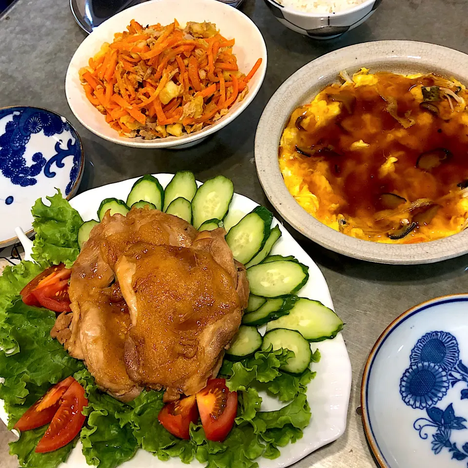 照り焼きチキン、にんじんしりしり、カニ玉|nao子さん