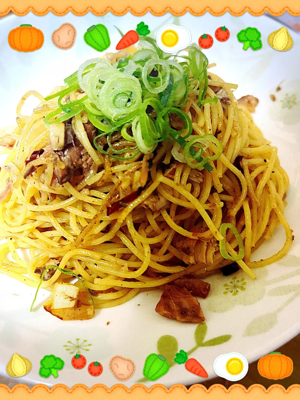 サバ缶のペペロンチーノ🍝|miiina・＊・さん