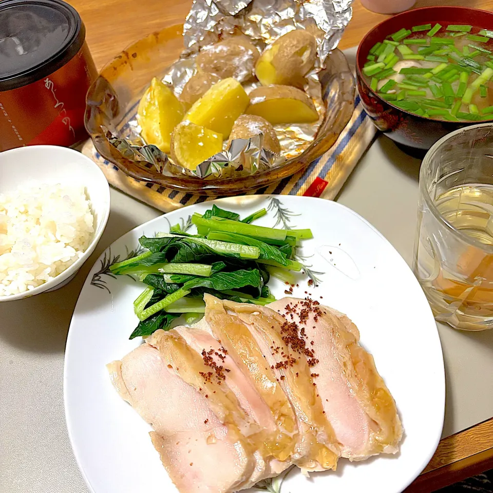 2025/11/04 バーミキュラで鶏ハム、小松菜おひたし、じゃがいもグリル|kykyさん